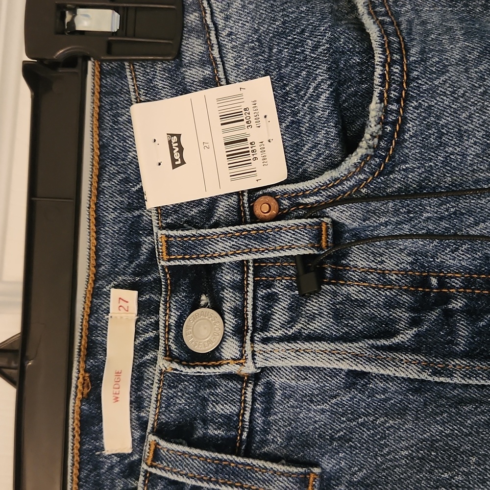 Levi's Wedgie jeans NWT